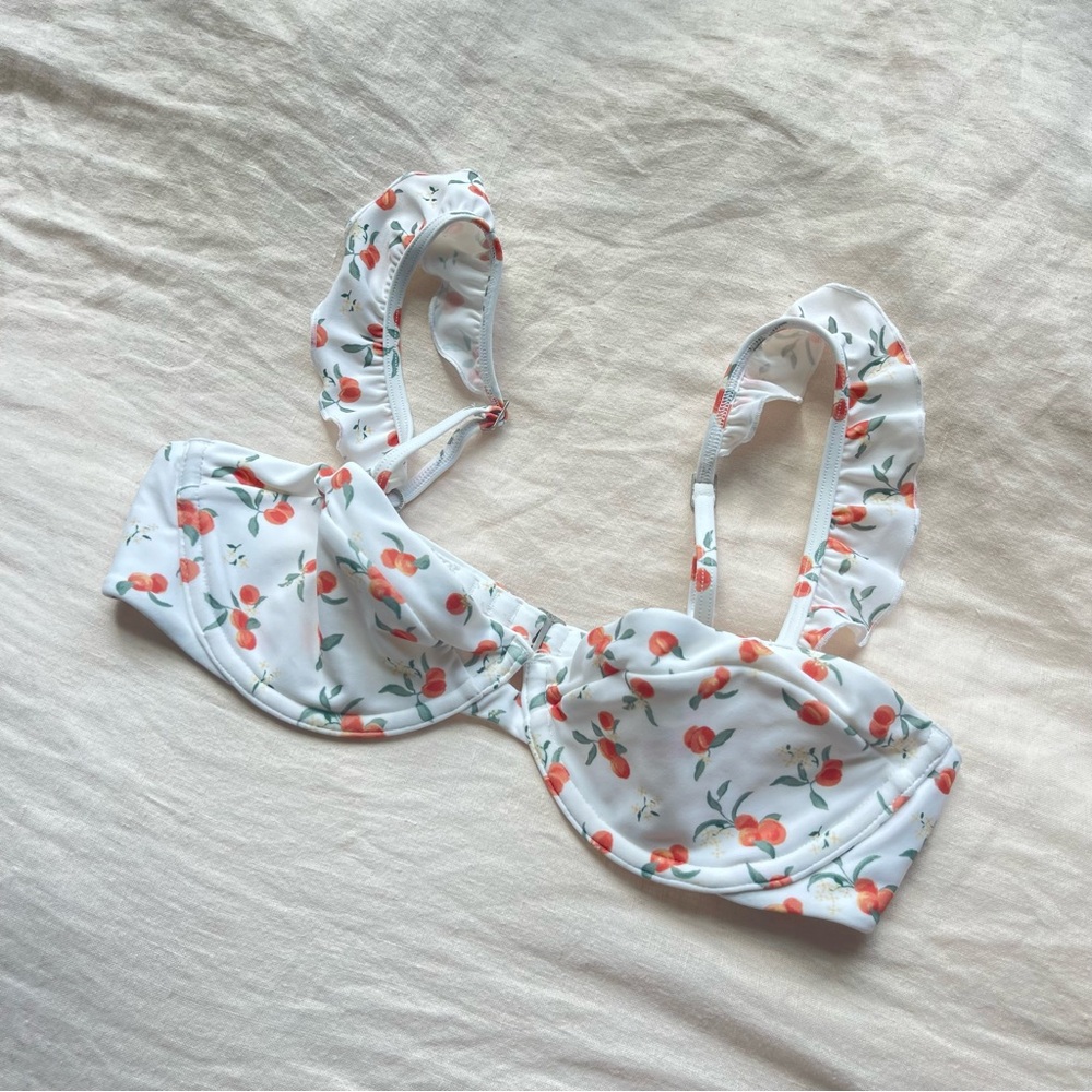 Abercrombie and Fitch peach ruffle bikini top